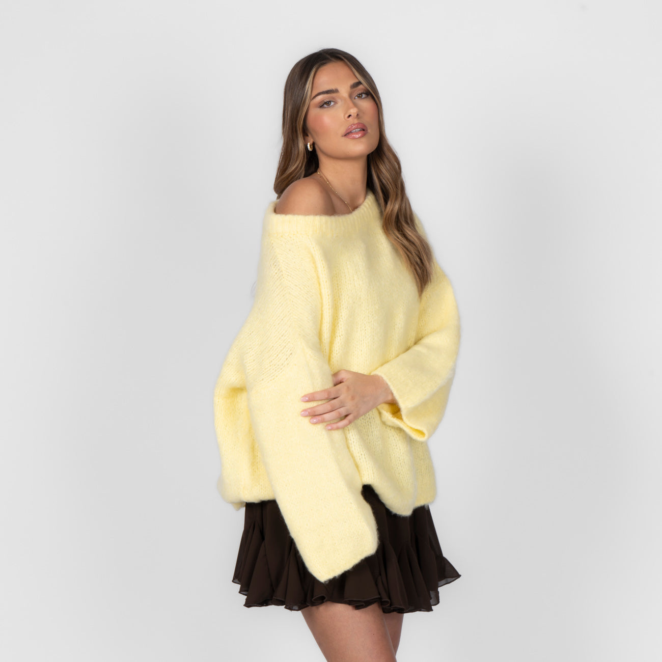 Ultra-Soft Off-Shoulder Strick