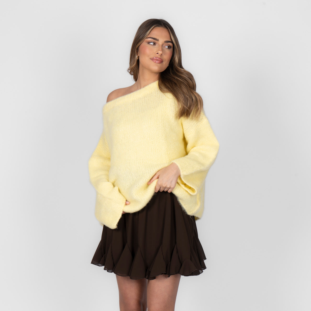 Ultra-Soft Off-Shoulder Strick