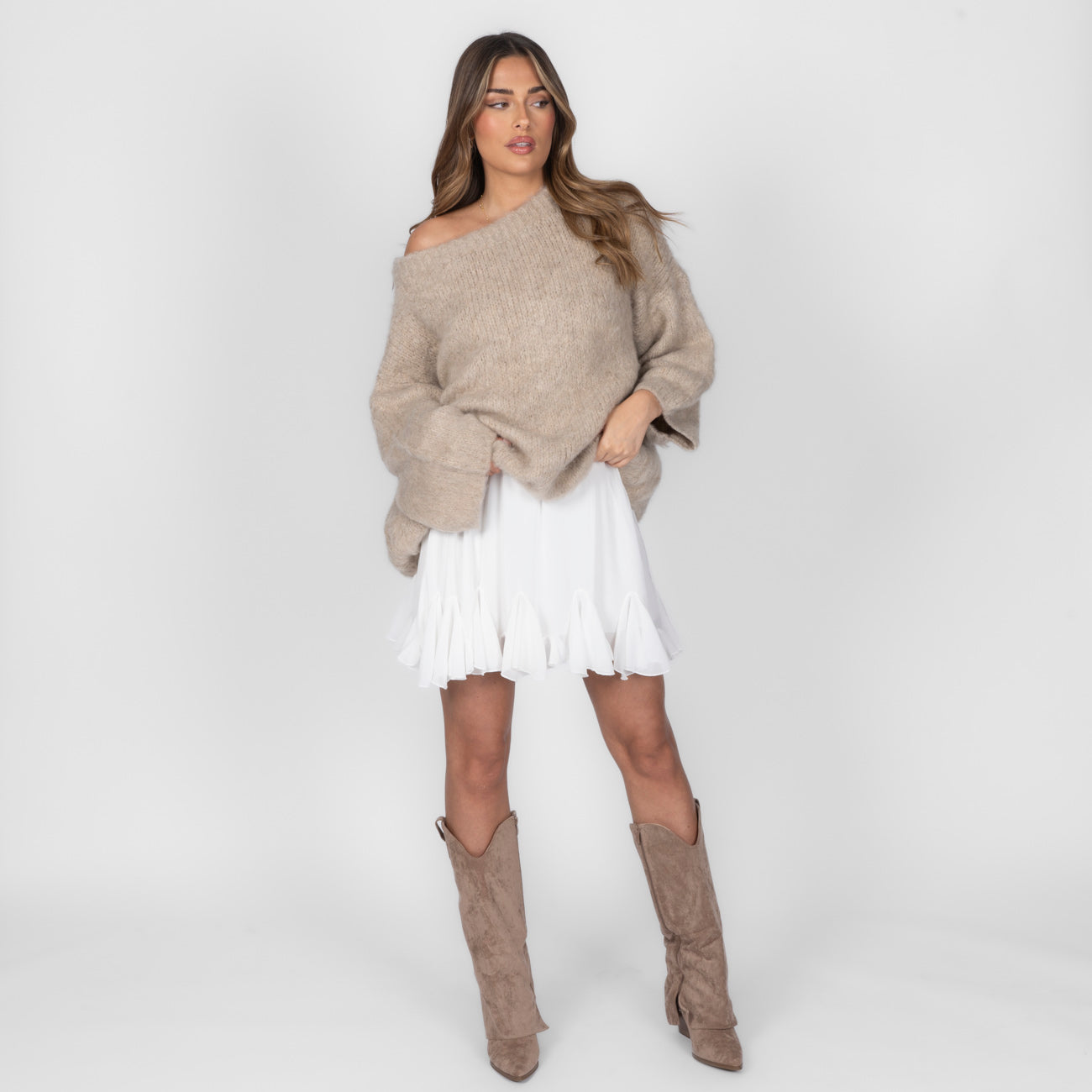 Ultra-Soft Off-Shoulder Strick