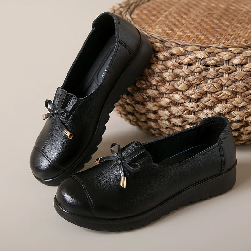 Damen Slipper aus weichem Leder – Zeitlos elegant & bequem