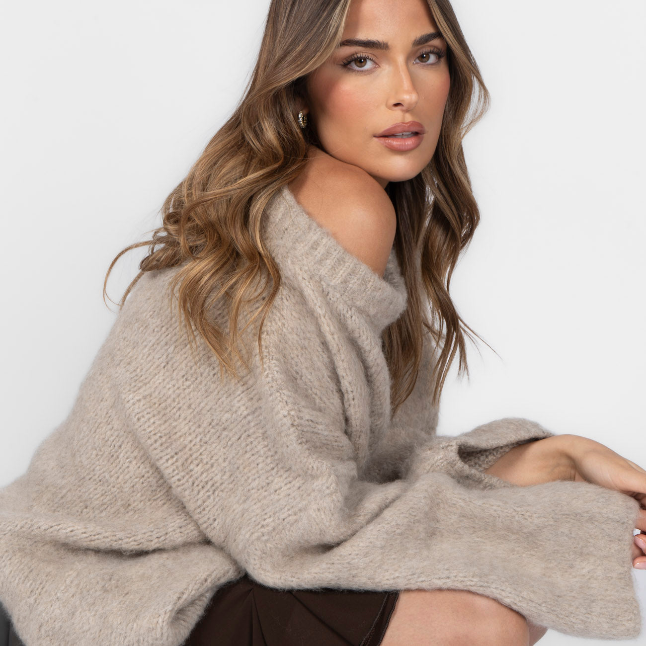 Ultra-Soft Off-Shoulder Strick