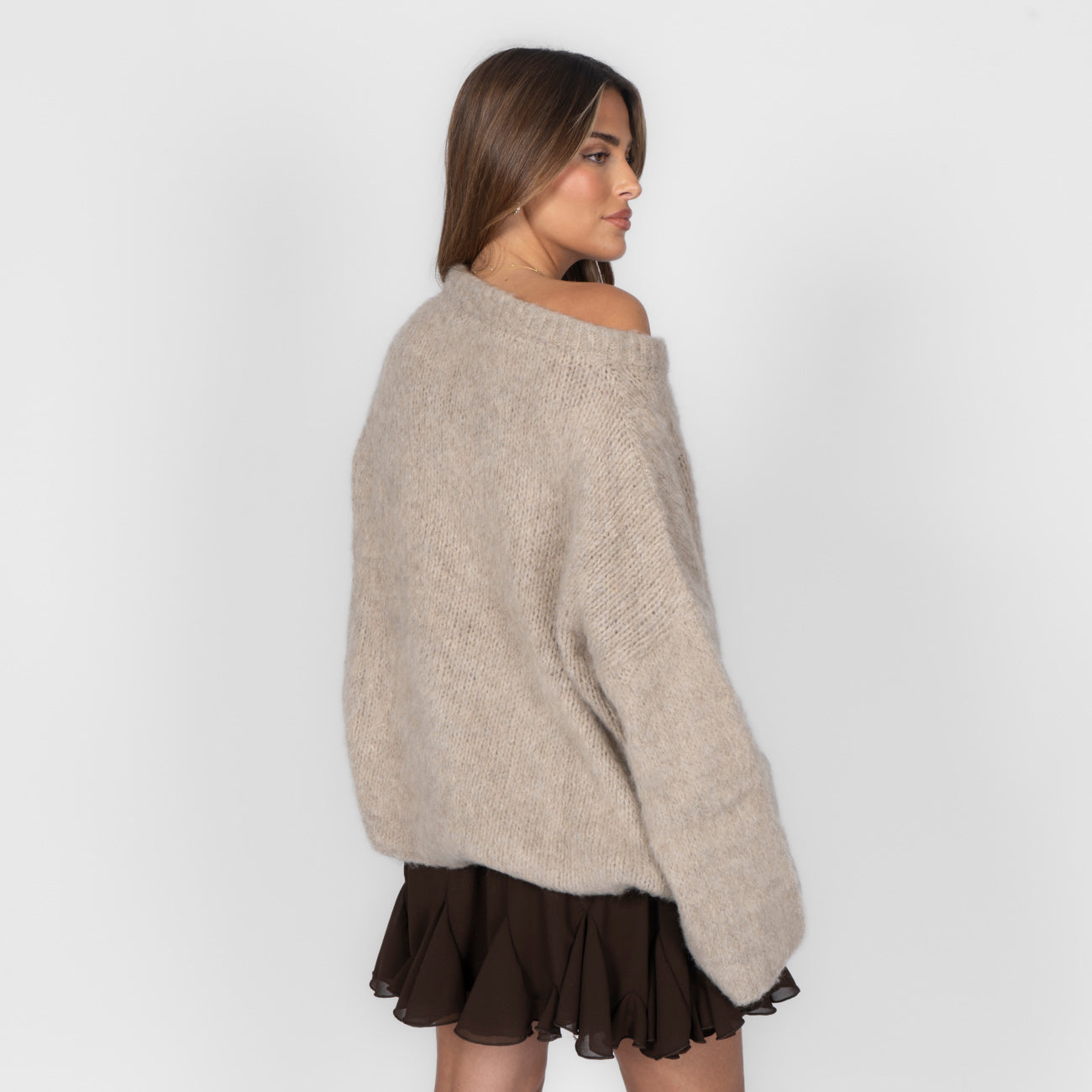 Ultra-Soft Off-Shoulder Strick