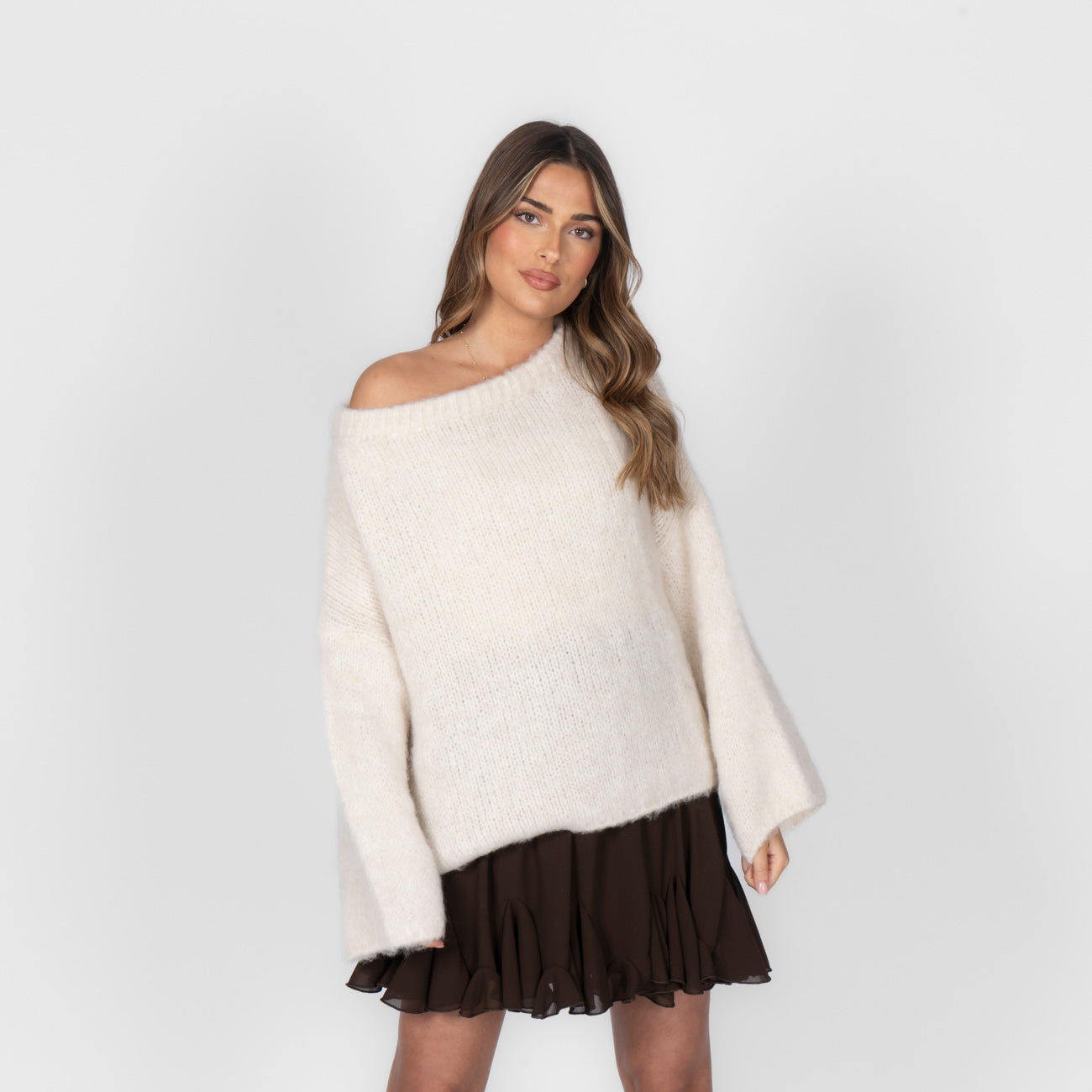 Ultra-Soft Off-Shoulder Strick