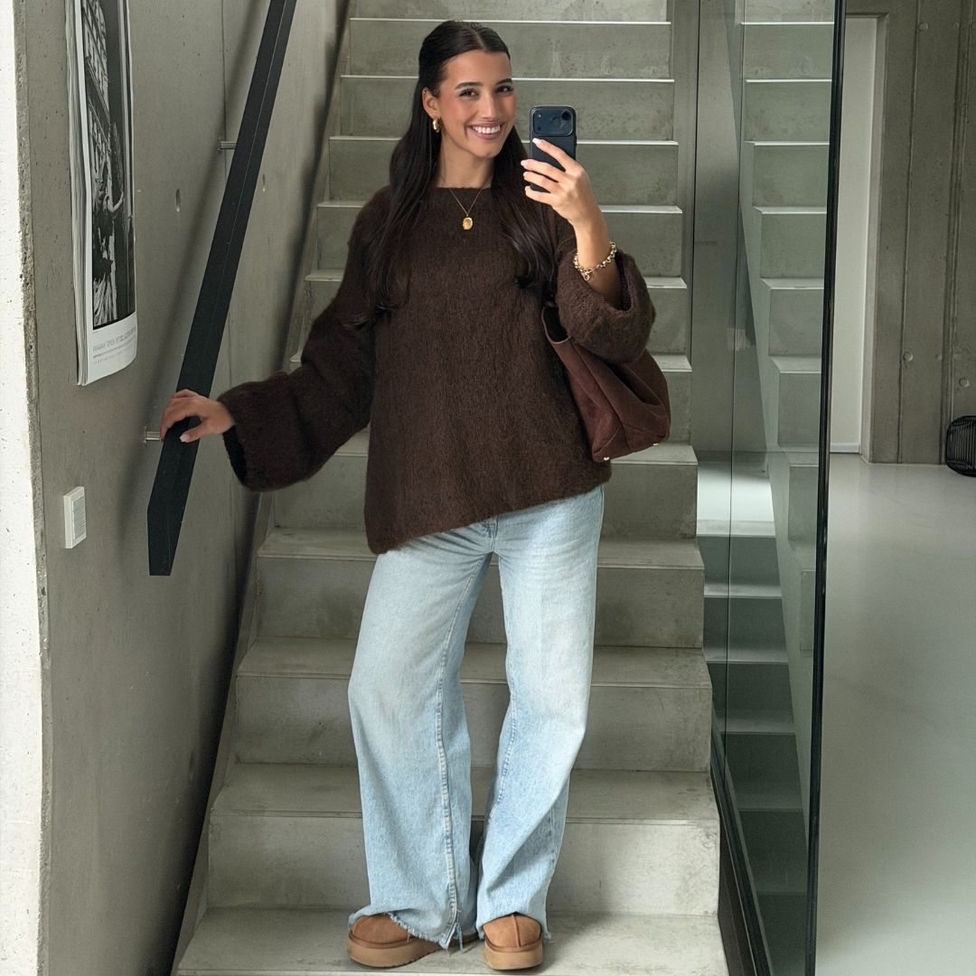 Ultra-Soft Off-Shoulder Strick