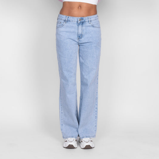Essentielle Gerade Jeans