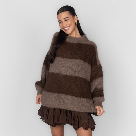 Ultra Weicher Gestreifter Langer Pullover