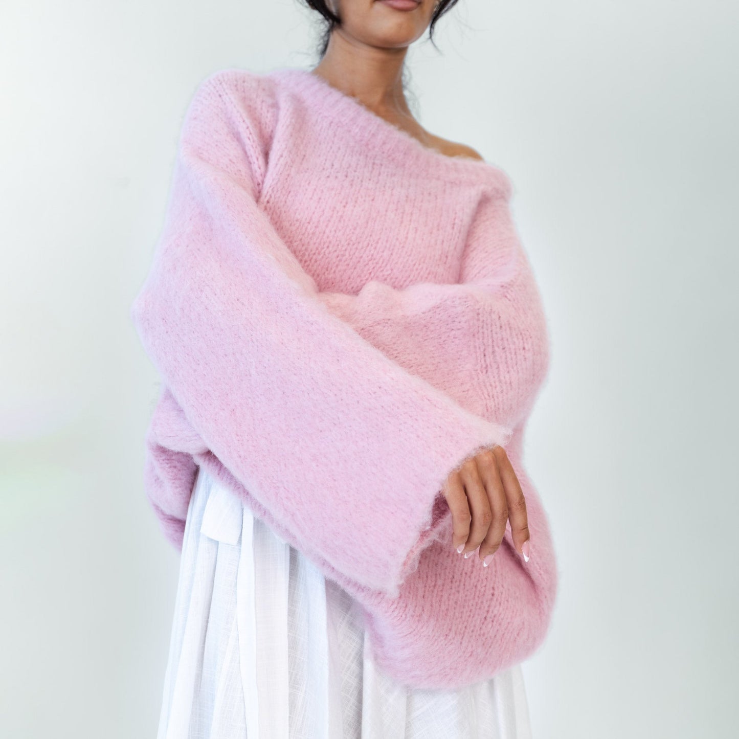 Ultra-Soft Off-Shoulder Strick