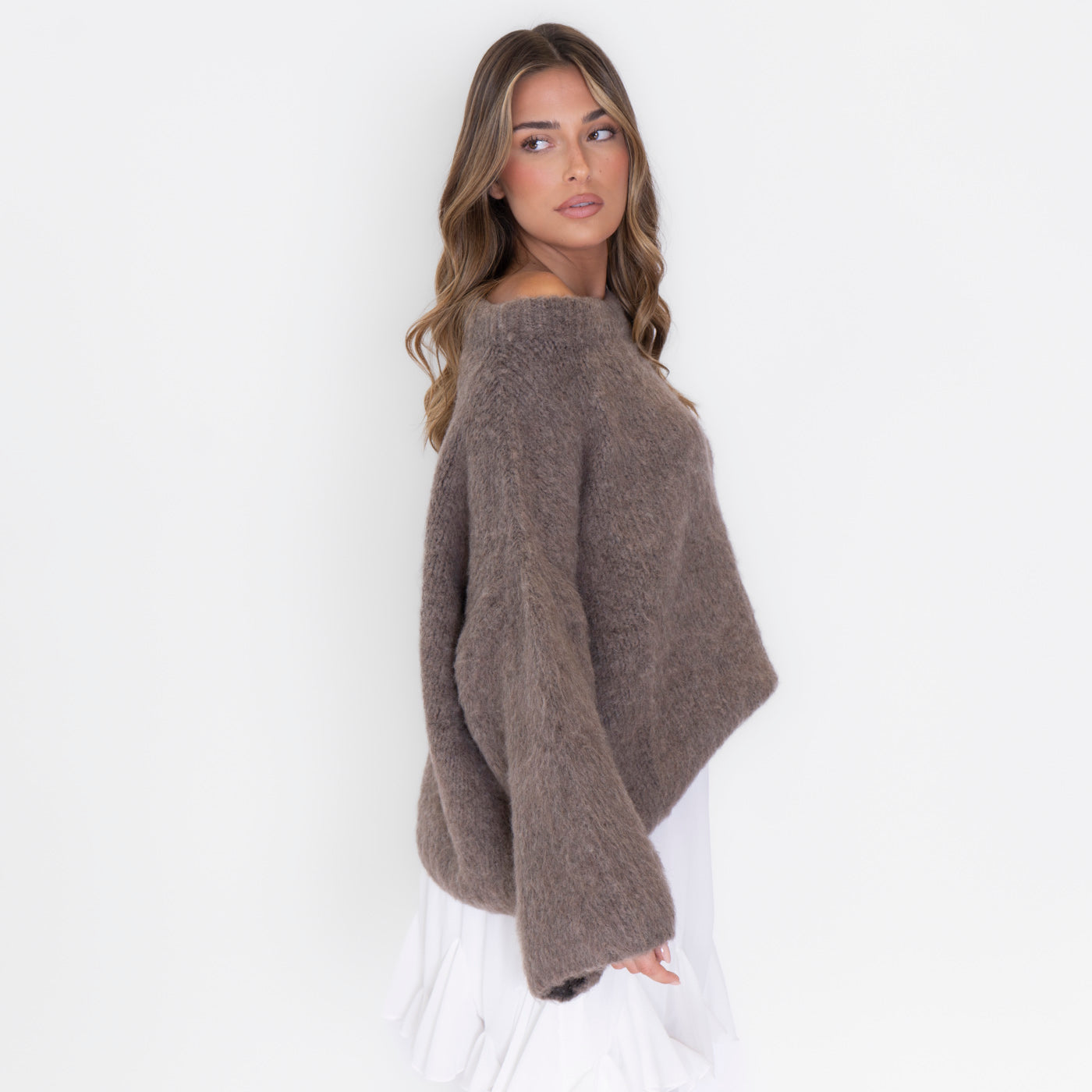 Ultra-Soft Off-Shoulder Strick