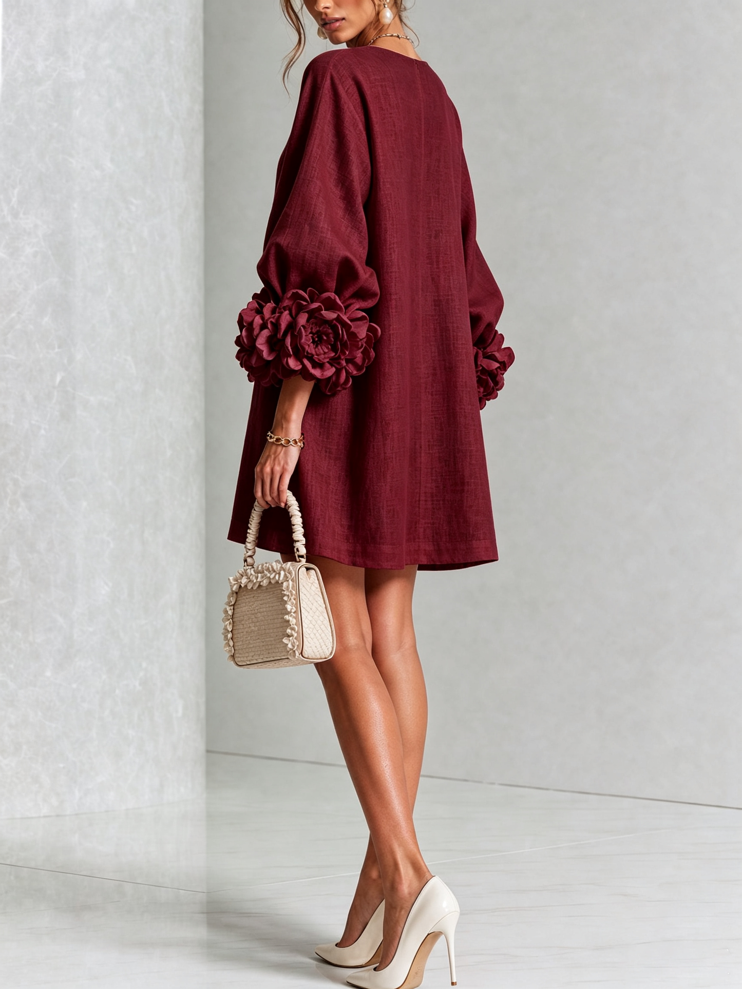 Weißes Blumendesign Hemdblusenkleid mit auffälligen Blumenkämpfen