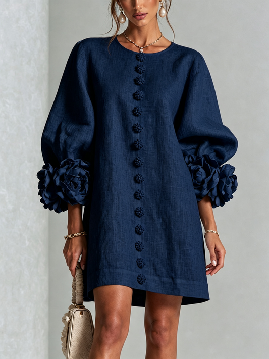 Navy Floral Button-down Mini Kleid mit auffälligen Blumenmanschetten