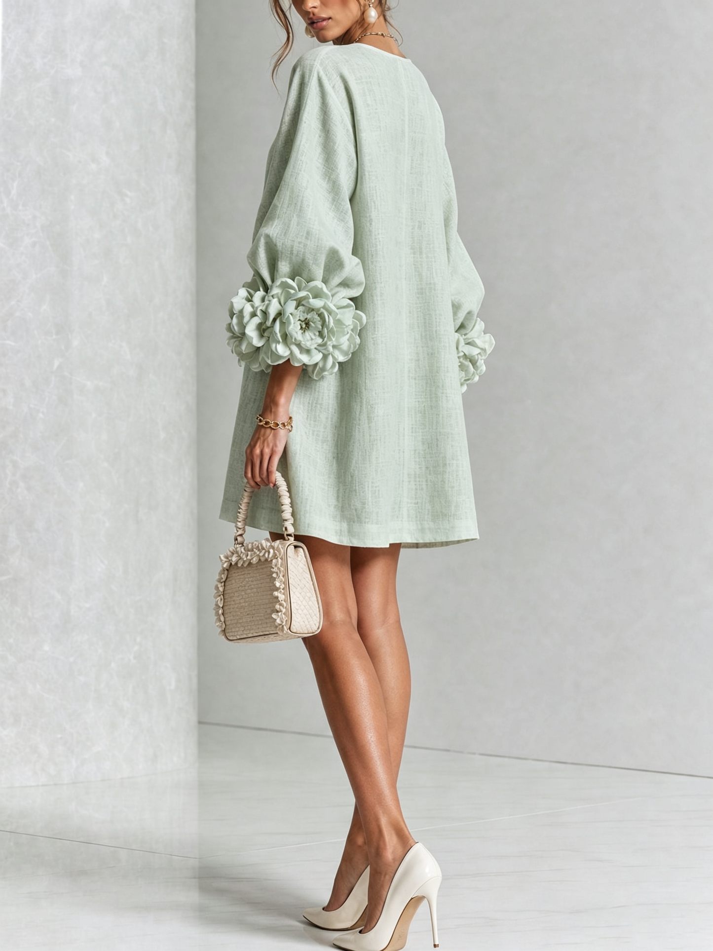 Weißes Blumendesign Hemdblusenkleid mit auffälligen Blumenkämpfen